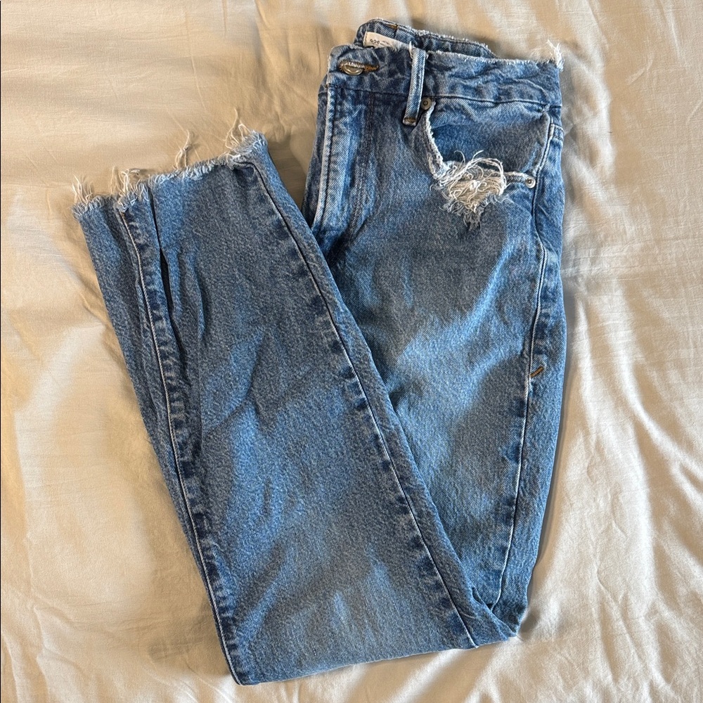 Good American Frayed Hem Blue Jeans